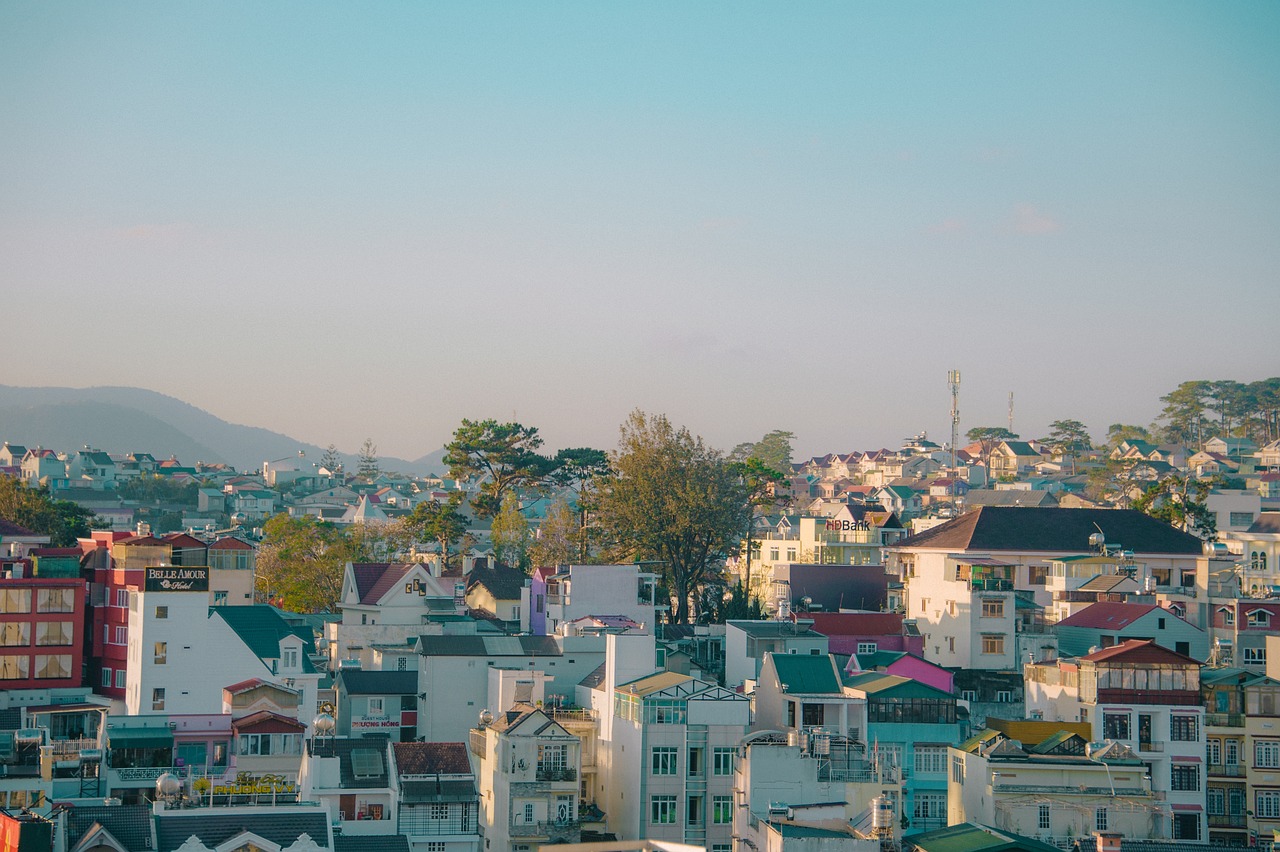 魯爾山，自然人文交融之美，探索最新旅游勝地